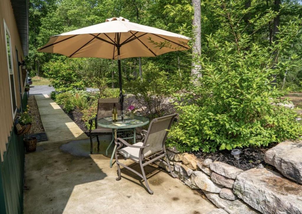 Mockingbird Mountain Spa And Retreat ลูเรย์ ภายนอก รูปภาพ